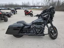 Salvage motorcycles for sale at Milwaukee, WI auction: 2018 Harley-Davidson Flhxs Street Glide Special