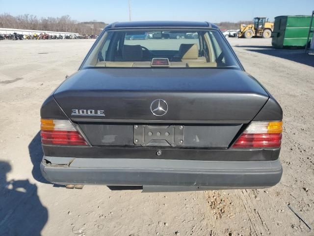 1986 Mercedes-Benz 300 E