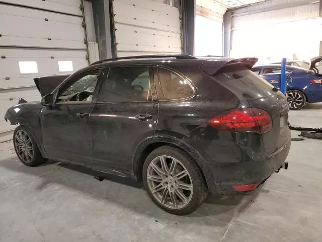 2013 Porsche Cayenne GTS