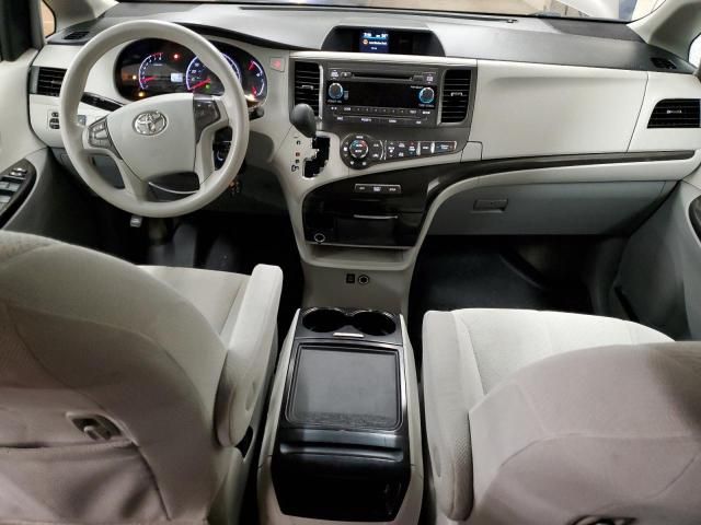 2013 Toyota Sienna LE