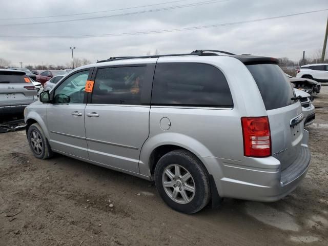 2010 Chrysler Town & Country Touring