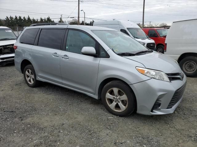 2020 Toyota Sienna LE