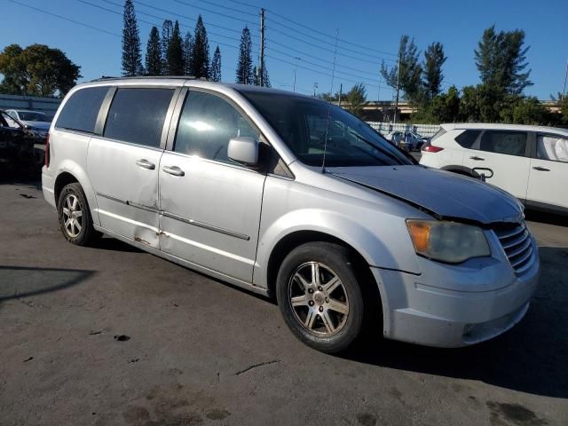 2009 Chrysler Town & Country Touring