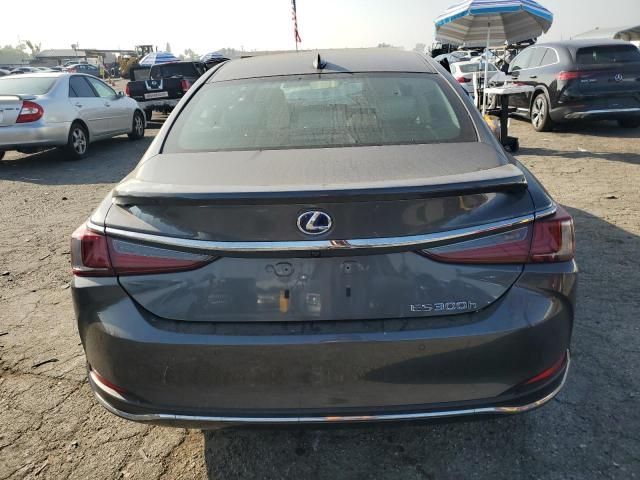 2022 Lexus ES 300H Base