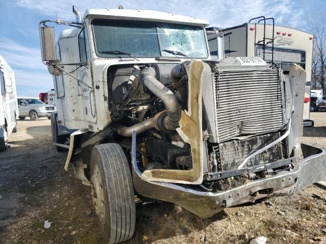 1996 Freightliner Conventional FLD120