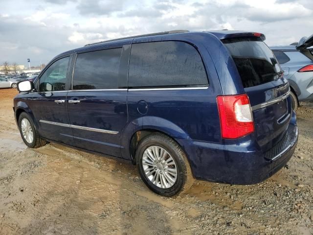 2015 Chrysler Town & Country Touring L