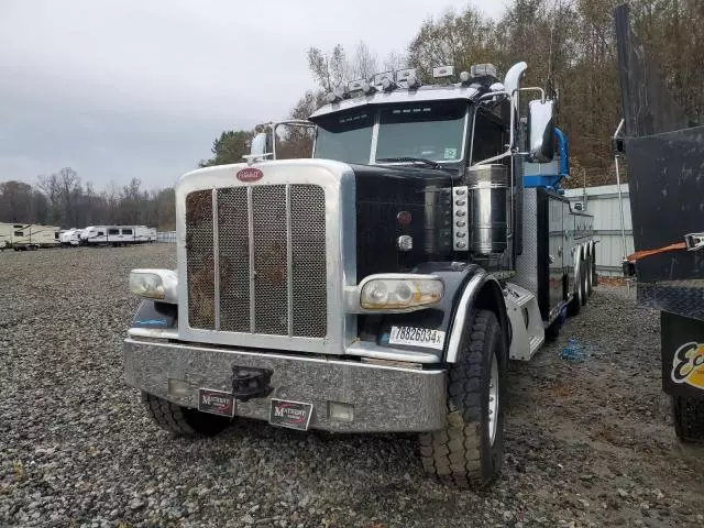 2013 Peterbilt 388