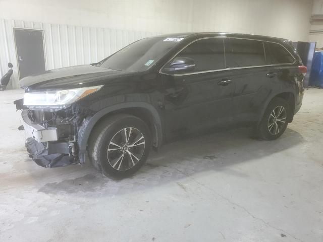 2018 Toyota Highlander LE