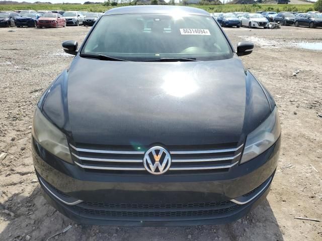 2014 Volkswagen Passat S