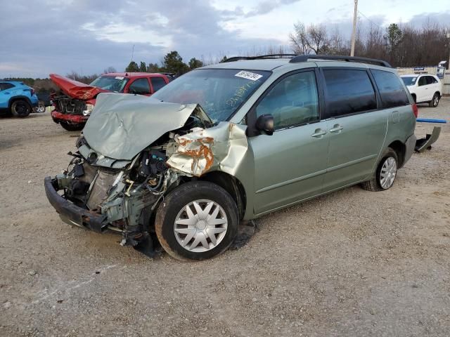 2010 Toyota Sienna CE