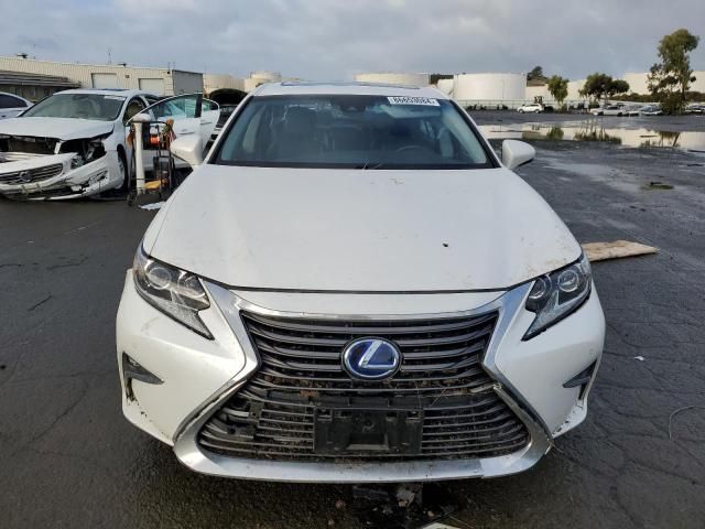 2016 Lexus ES 300H