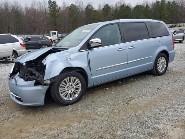 2012 Chrysler Town & Country Limited