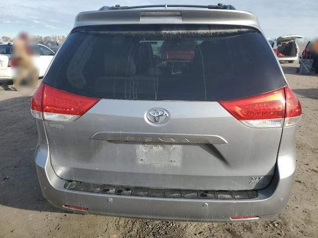 2013 Toyota Sienna XLE