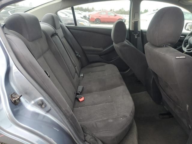 2010 Nissan Altima Base