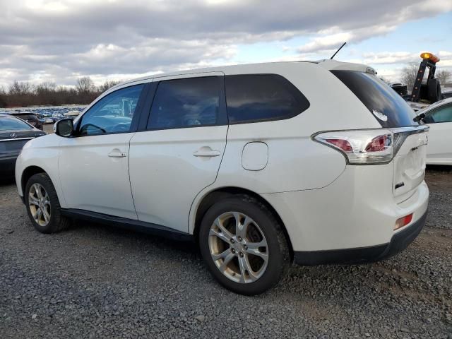 2014 Mitsubishi Outlander SE