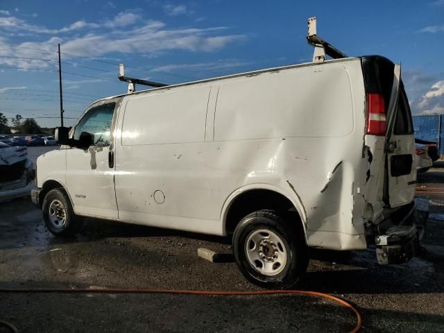 2004 Chevrolet Express G2500