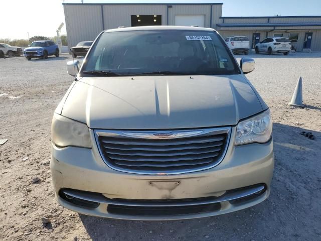 2011 Chrysler Town & Country Touring L