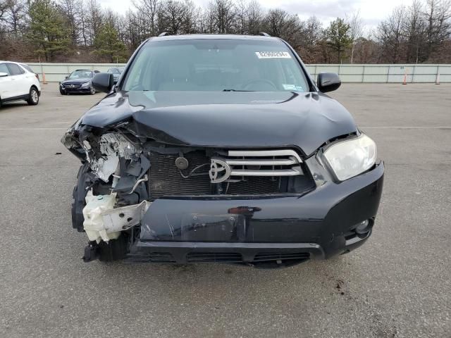 2010 Toyota Highlander SE