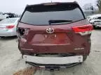 2017 Toyota Highlander SE