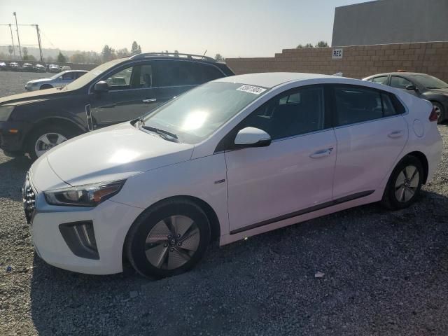 2020 Hyundai Ioniq SE