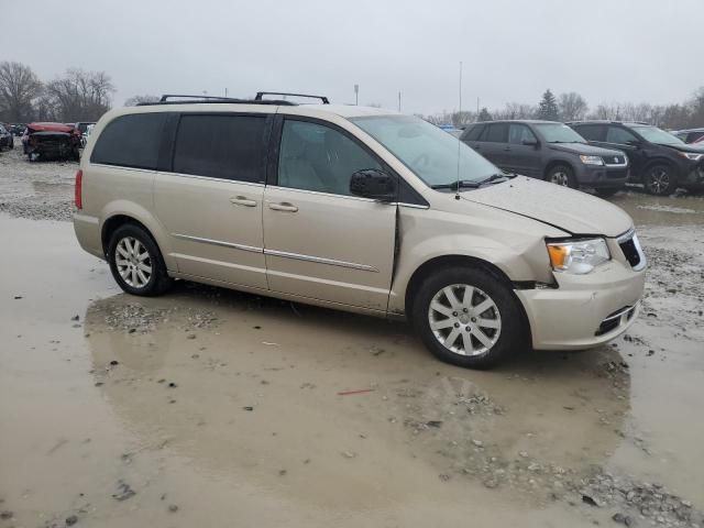 2013 Chrysler Town & Country Touring