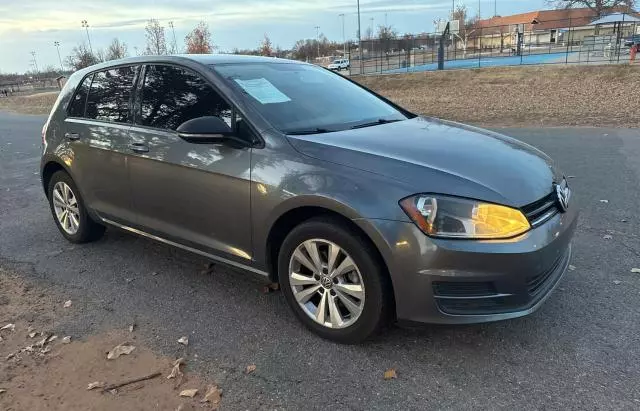 2015 Volkswagen Golf TDI