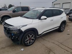 KIA Vehiculos salvage en venta: 2022 KIA Seltos SX