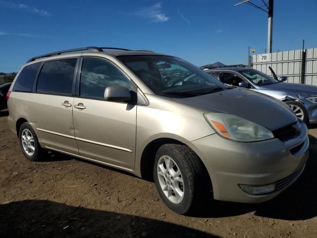 2004 Toyota Sienna XLE