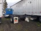 2005 Peterbilt 330