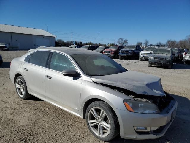 2013 Volkswagen Passat SEL