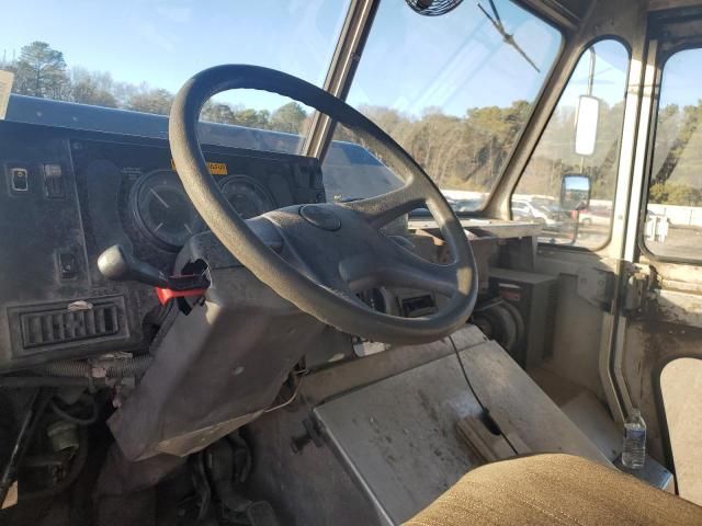 2009 Freightliner Chassis M Line WALK-IN Van