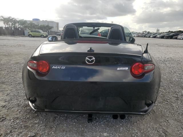 2016 Mazda MX-5 Miata Club