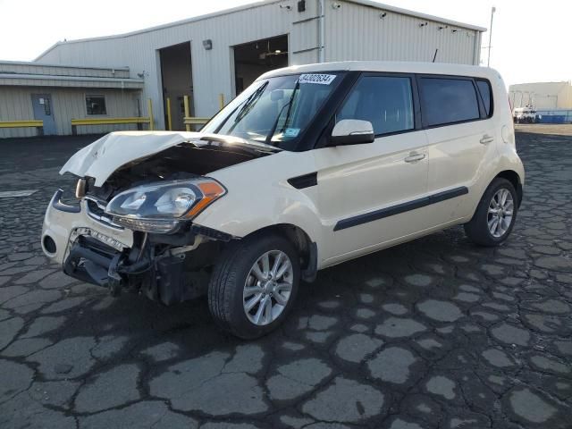 2013 KIA Soul +