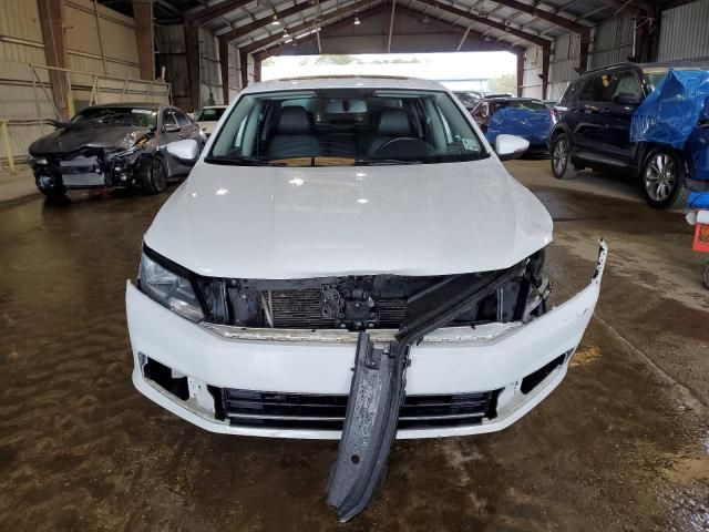 2016 Volkswagen Passat SE