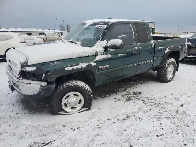 2000 Dodge RAM 2500