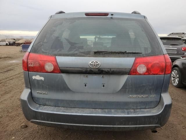 2009 Toyota Sienna CE