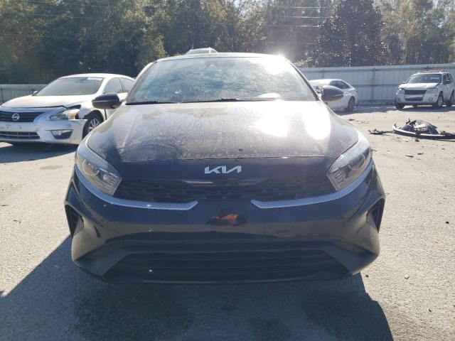 2022 KIA Forte FE