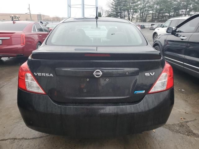 2013 Nissan Versa S