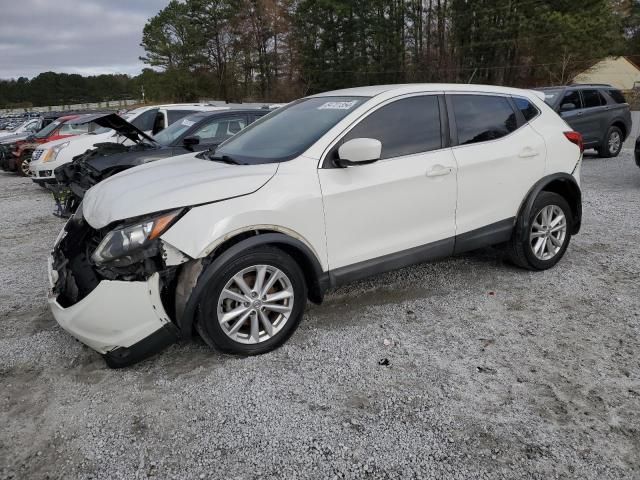 2017 Nissan Rogue Sport S