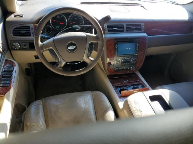 2009 Chevrolet Suburban C1500 LTZ