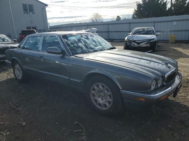 2003 Jaguar XJ8