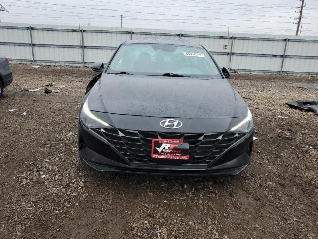 2022 Hyundai Elantra SEL