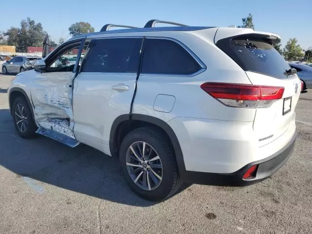 2018 Toyota Highlander SE