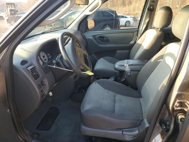 2004 Ford Escape XLS