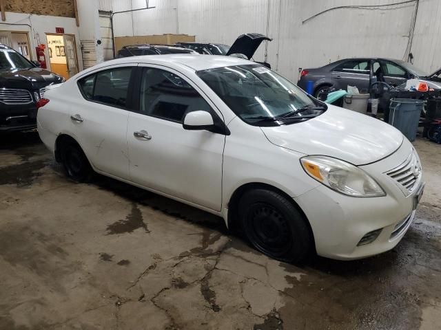 2013 Nissan Versa S