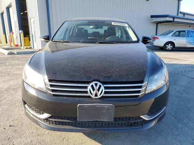 2012 Volkswagen Passat SE