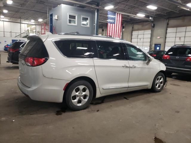 2017 Chrysler Pacifica Touring L Plus