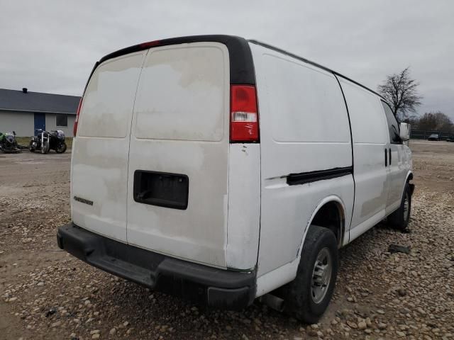 2020 Chevrolet Express G2500