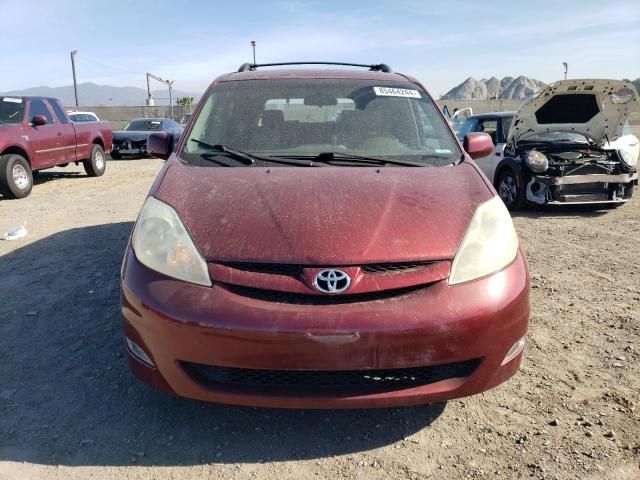 2006 Toyota Sienna XLE