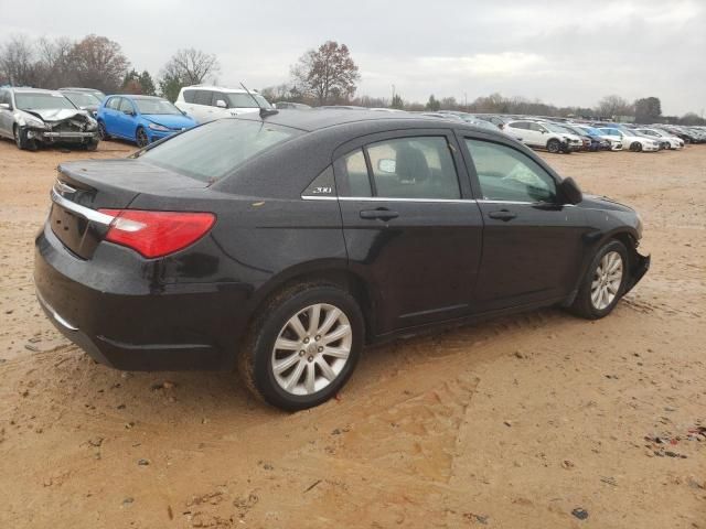 2013 Chrysler 200 Touring